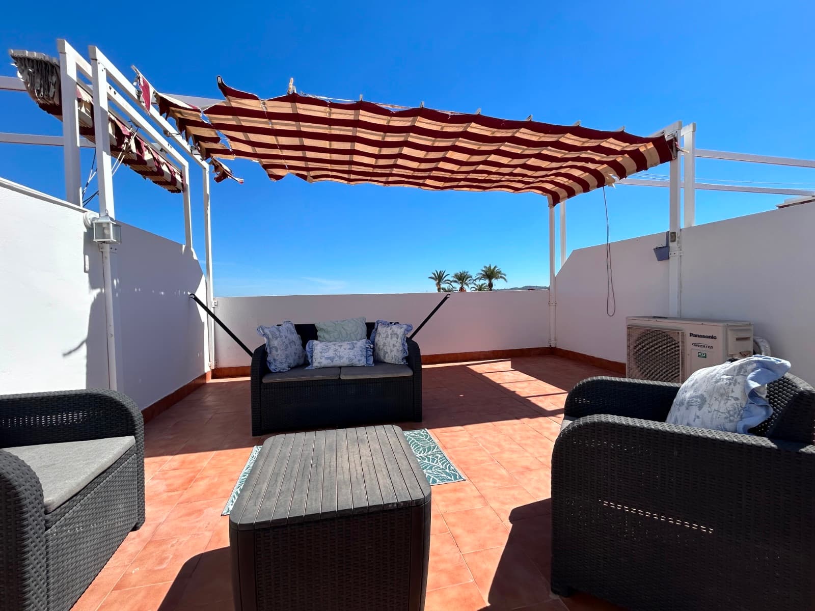 Tussenverdieping Appartement met 2 slaapkamers in Orihuela - 1