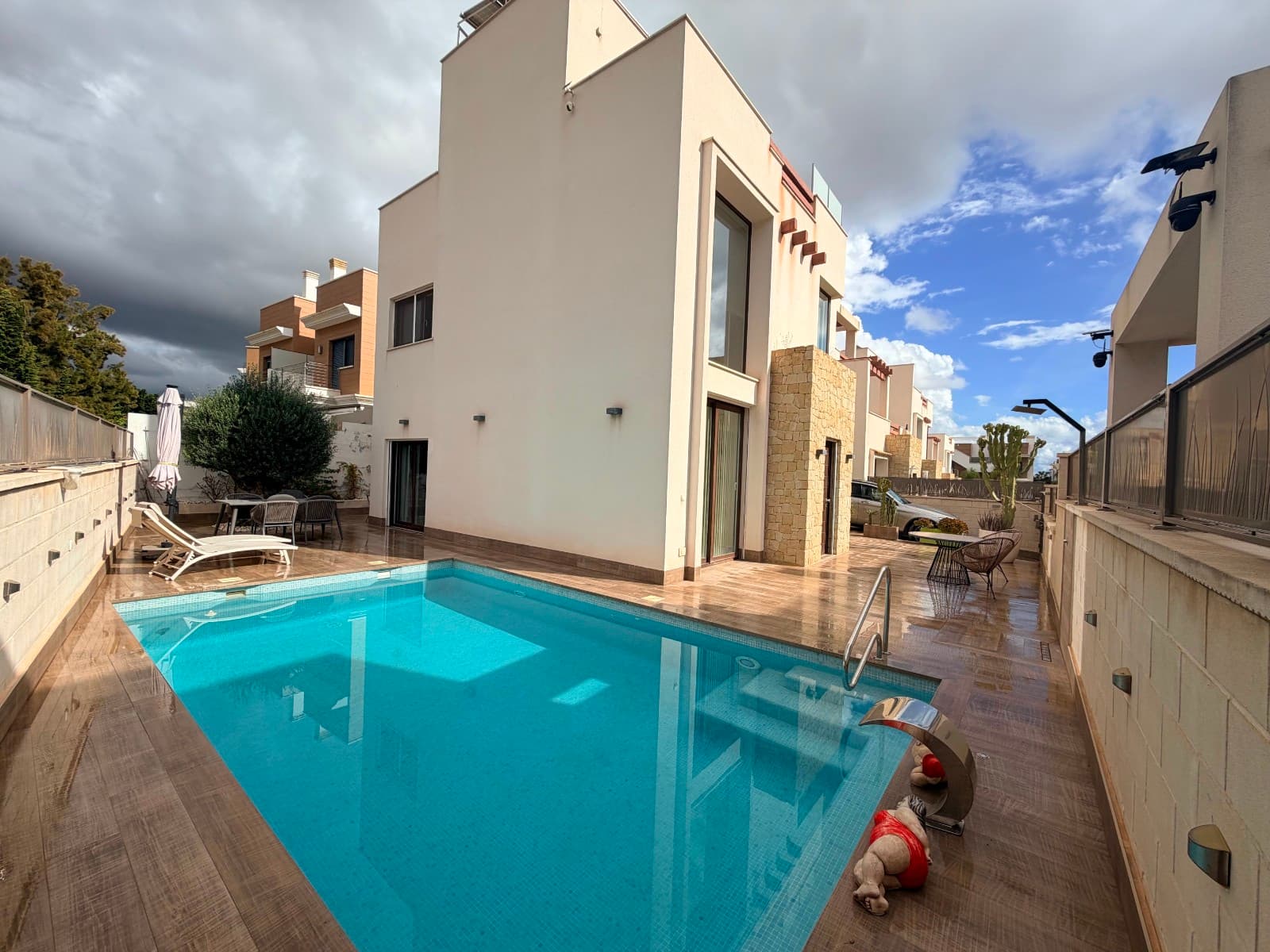 Villa - Chalet de 3 dormitorios en Ciudad Quesada - 2