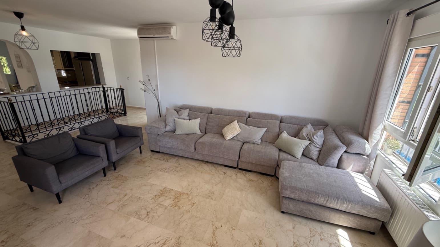 Villa - Chalet de 4 dormitorios en Orihuela - 7