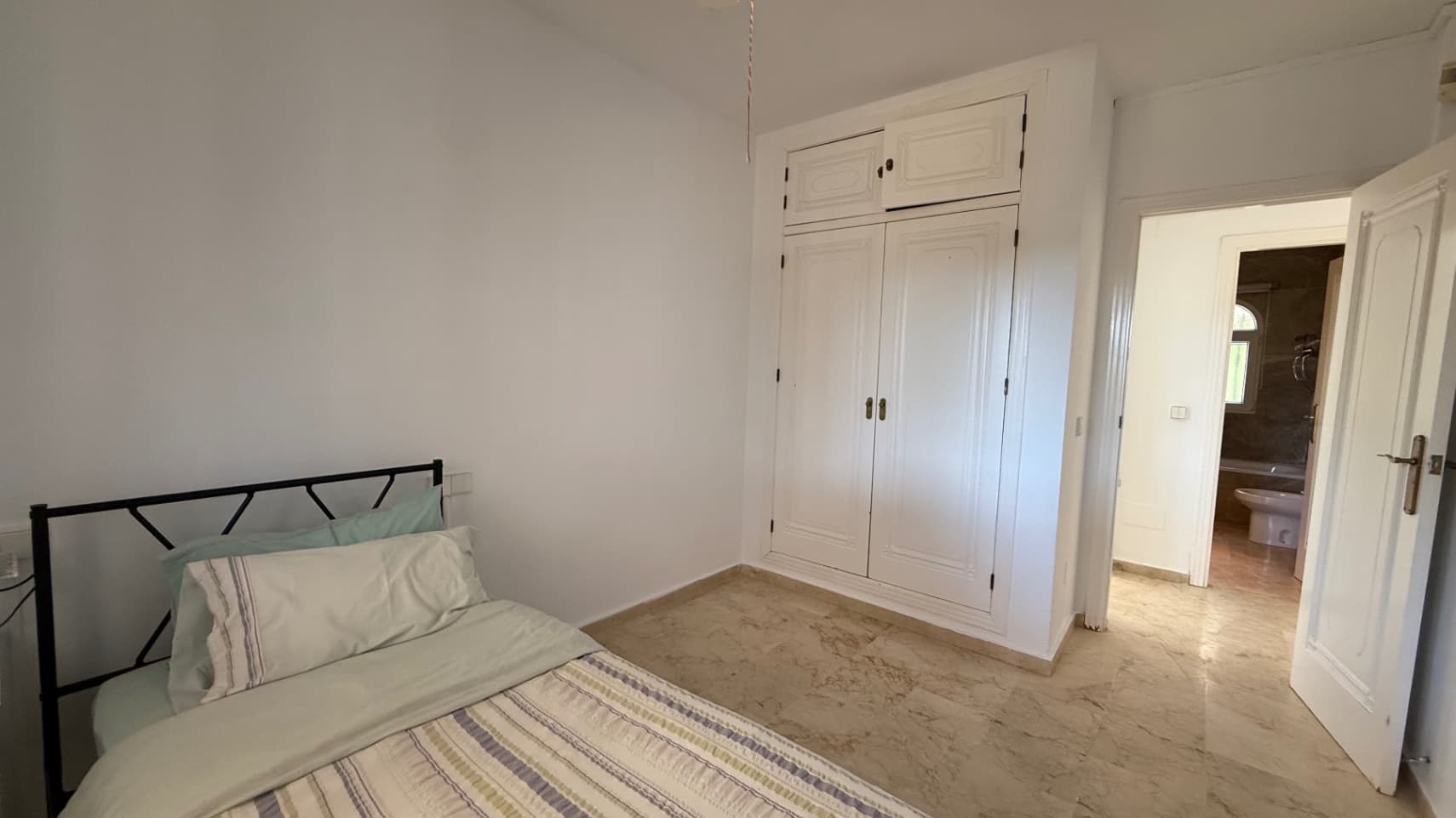 Villa - Chalet de 4 dormitorios en Orihuela - 15