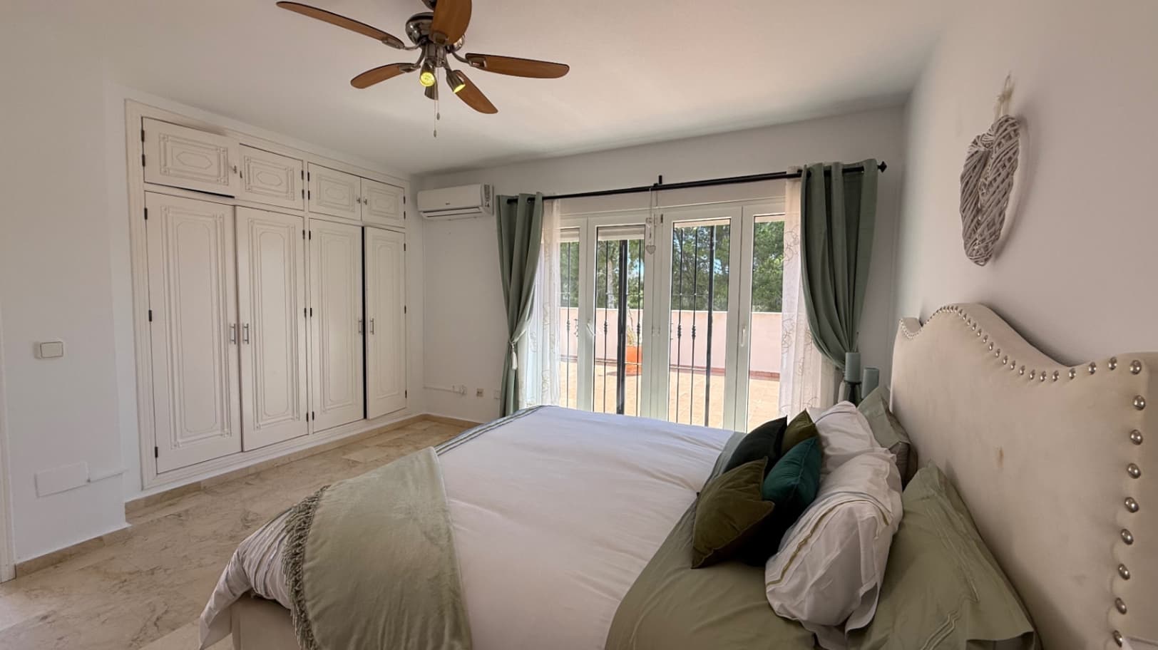 Villa - Chalet de 4 dormitorios en Orihuela - 24