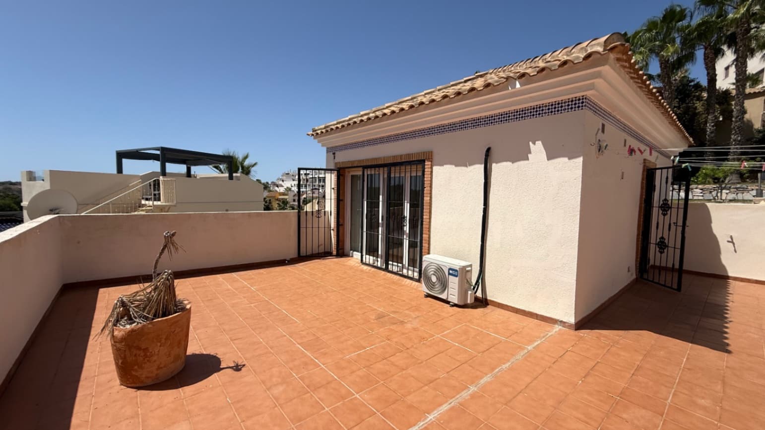 Villa - Chalet de 4 dormitorios en Orihuela - 31