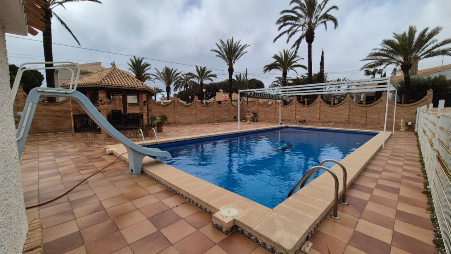 Villa - Chalet de 7 dormitorios en Orihuela - 8