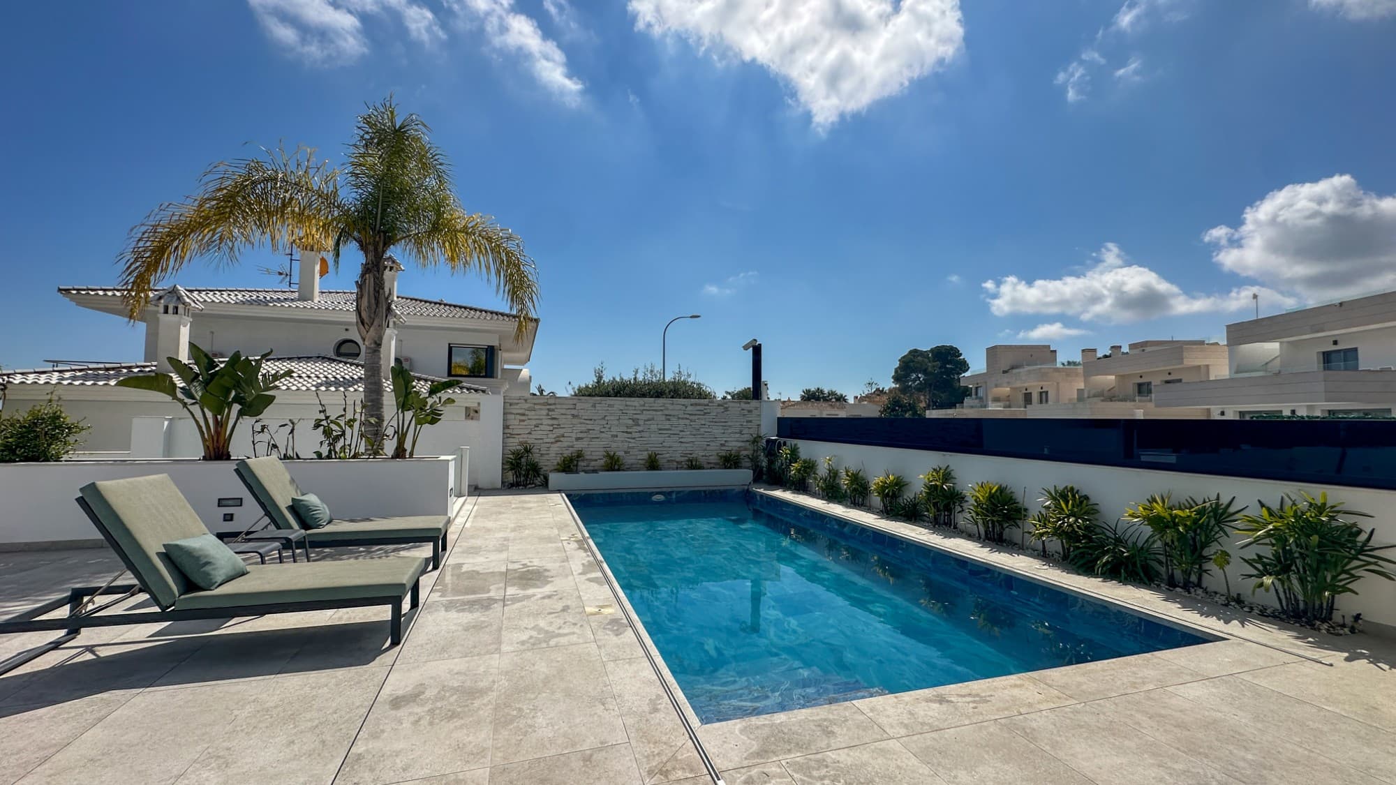 Vrijstaande Villa met 4 slaapkamers in Orihuela Costa - 8