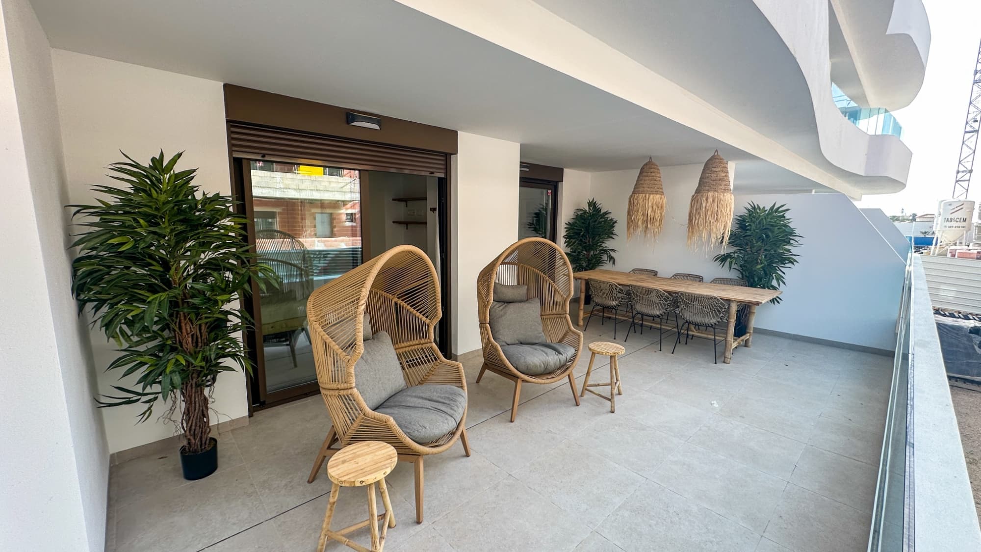 2 bed Middle Floor Apartment in Orihuela Costa - 1