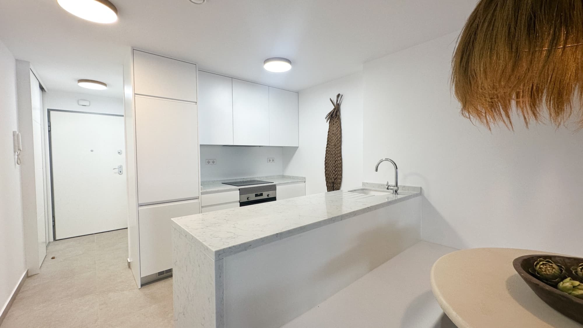 2 bed Middle Floor Apartment in Orihuela Costa - 10