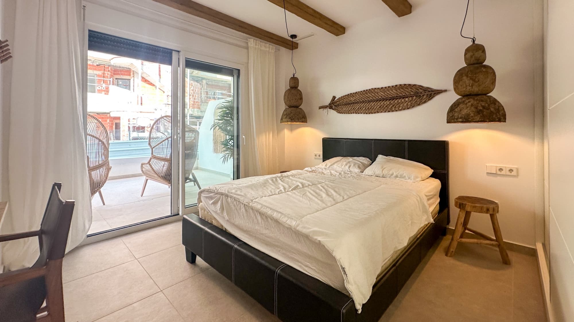 2 bed Middle Floor Apartment in Orihuela Costa - 17