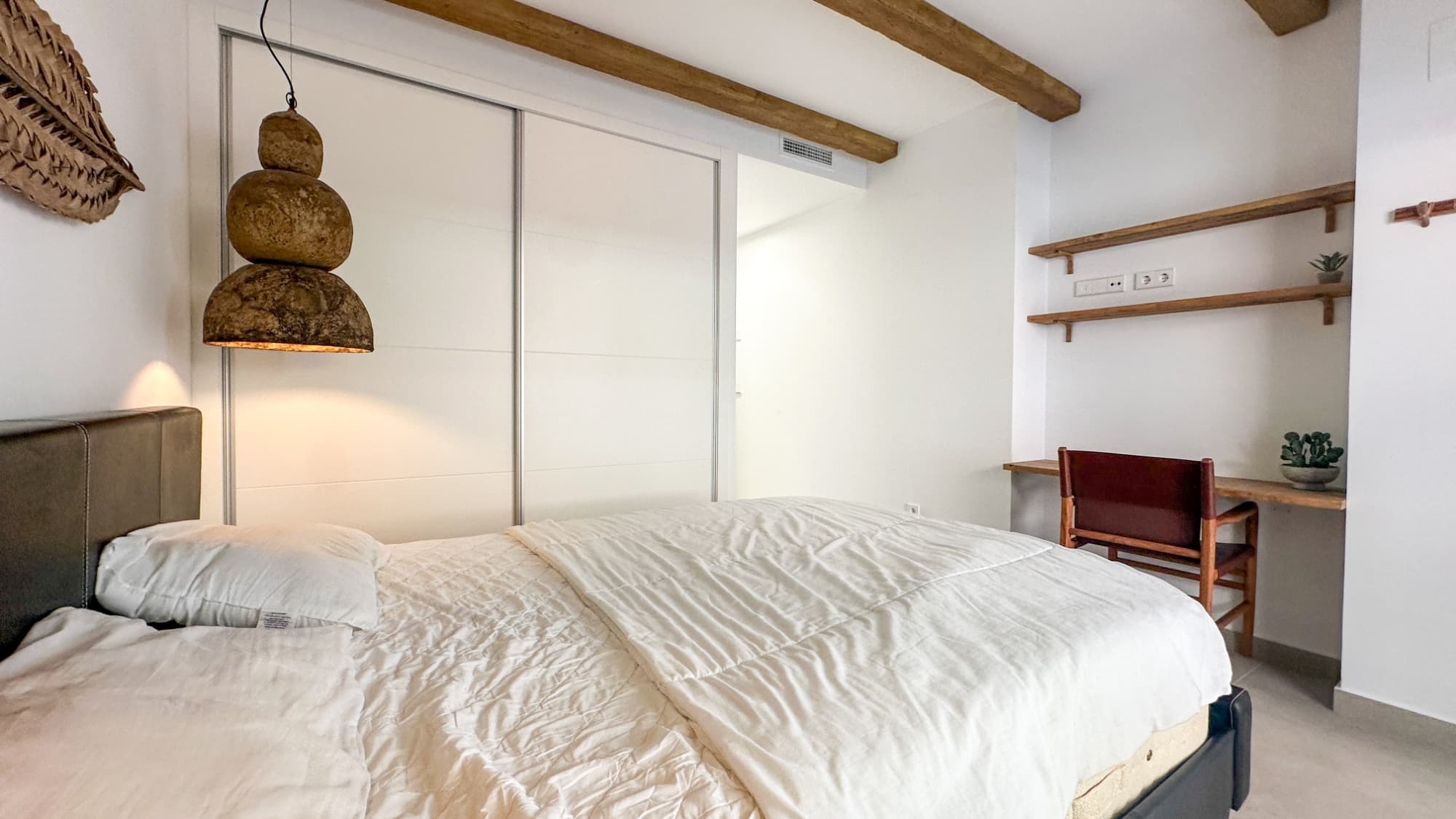 2 bed Middle Floor Apartment in Orihuela Costa - 19