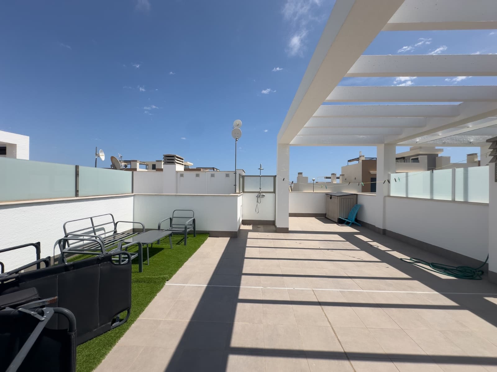 Tussenverdieping Appartement met 2 slaapkamers in La Zenia - 2