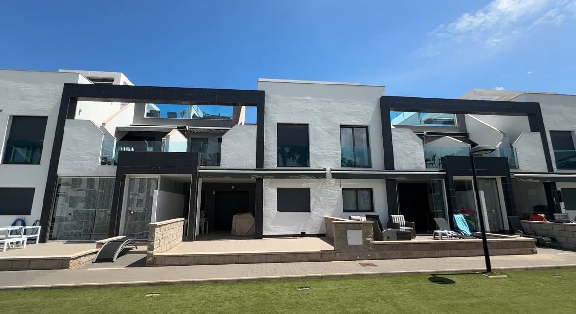 Tussenverdieping Appartement met 2 slaapkamers in La Zenia - 31