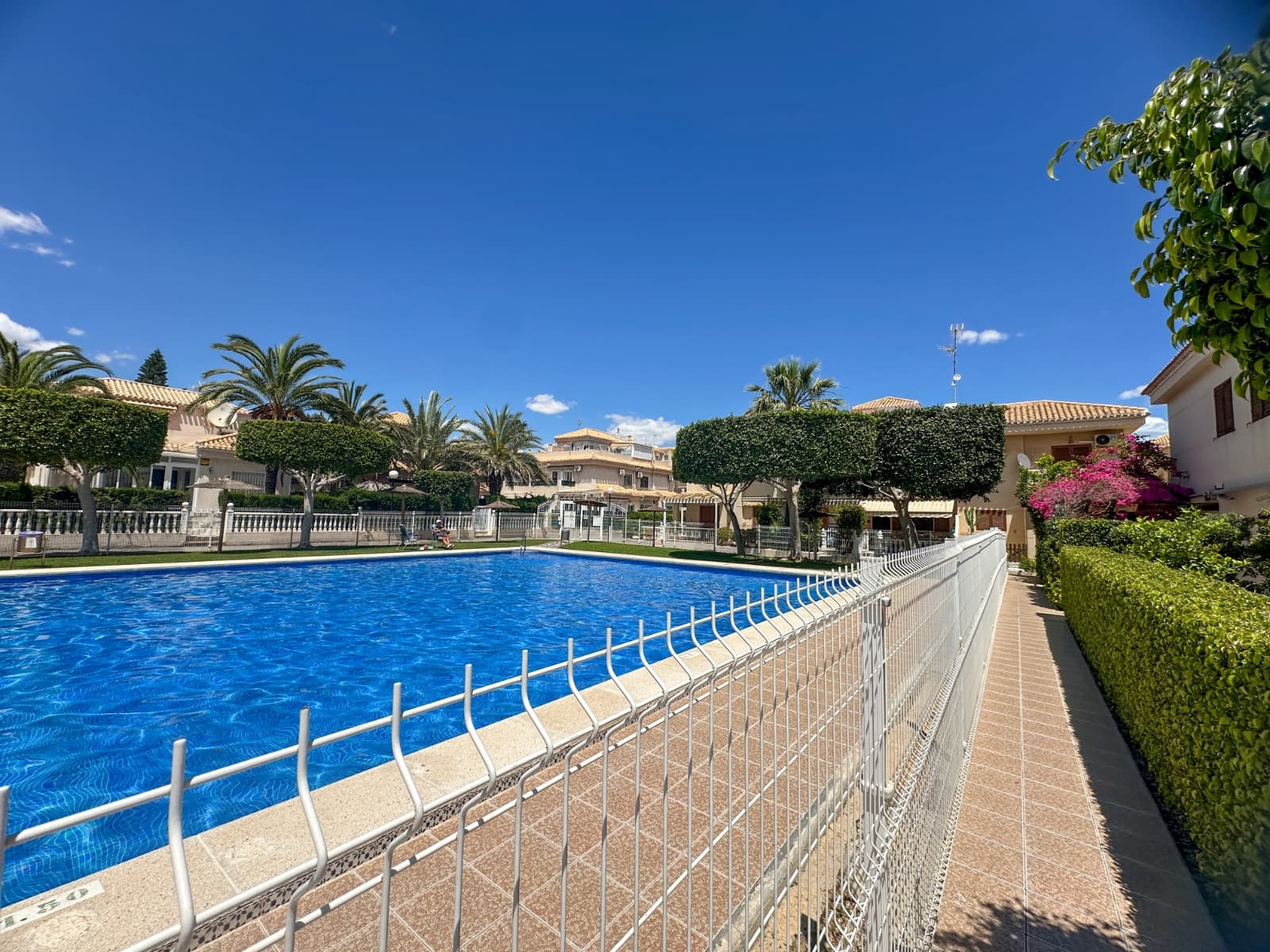 Bungalow de 2 dormitorios en Orihuela Costa - 24