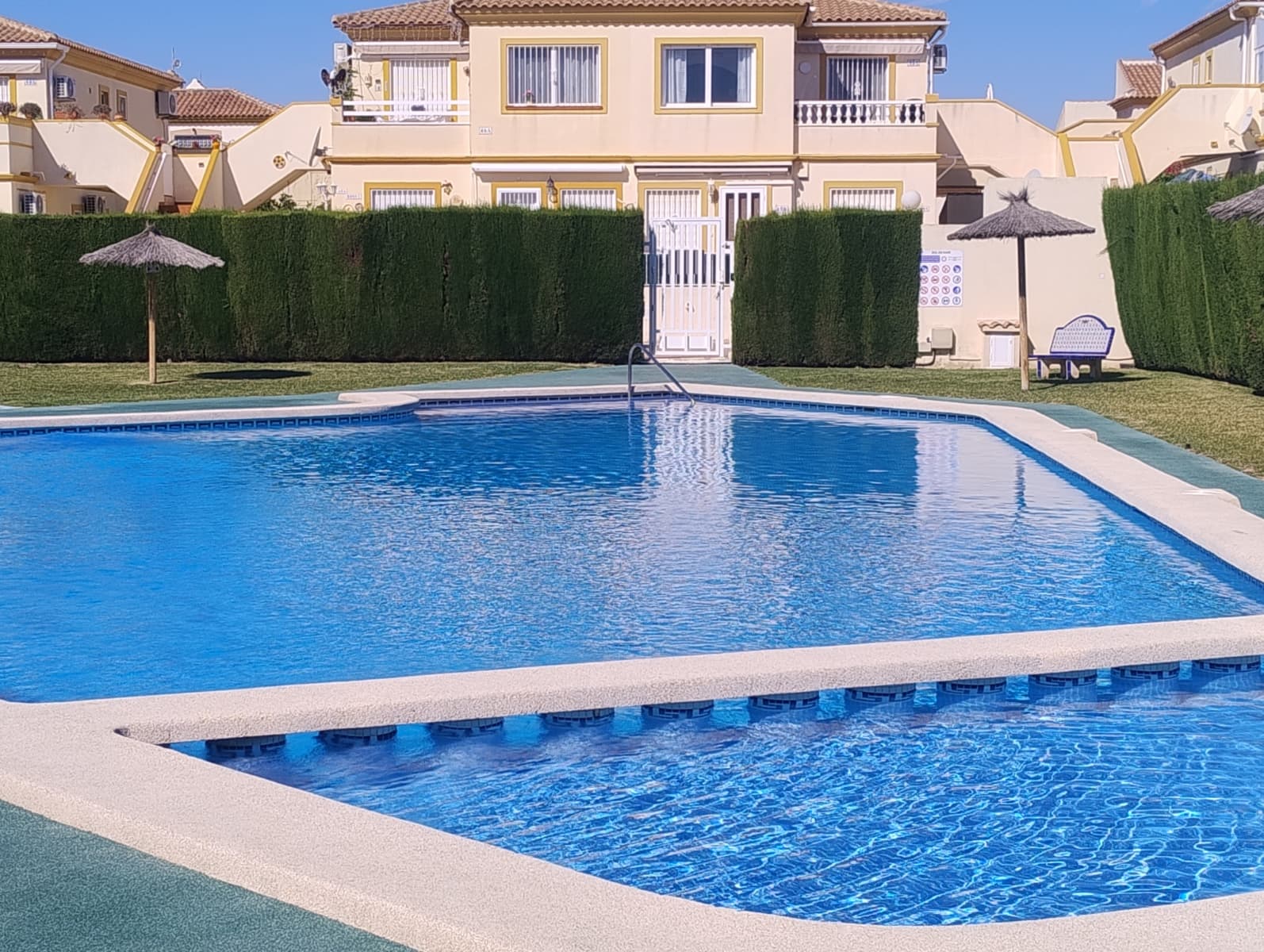 Bungalow de 2 dormitorios en Orihuela Costa - 17