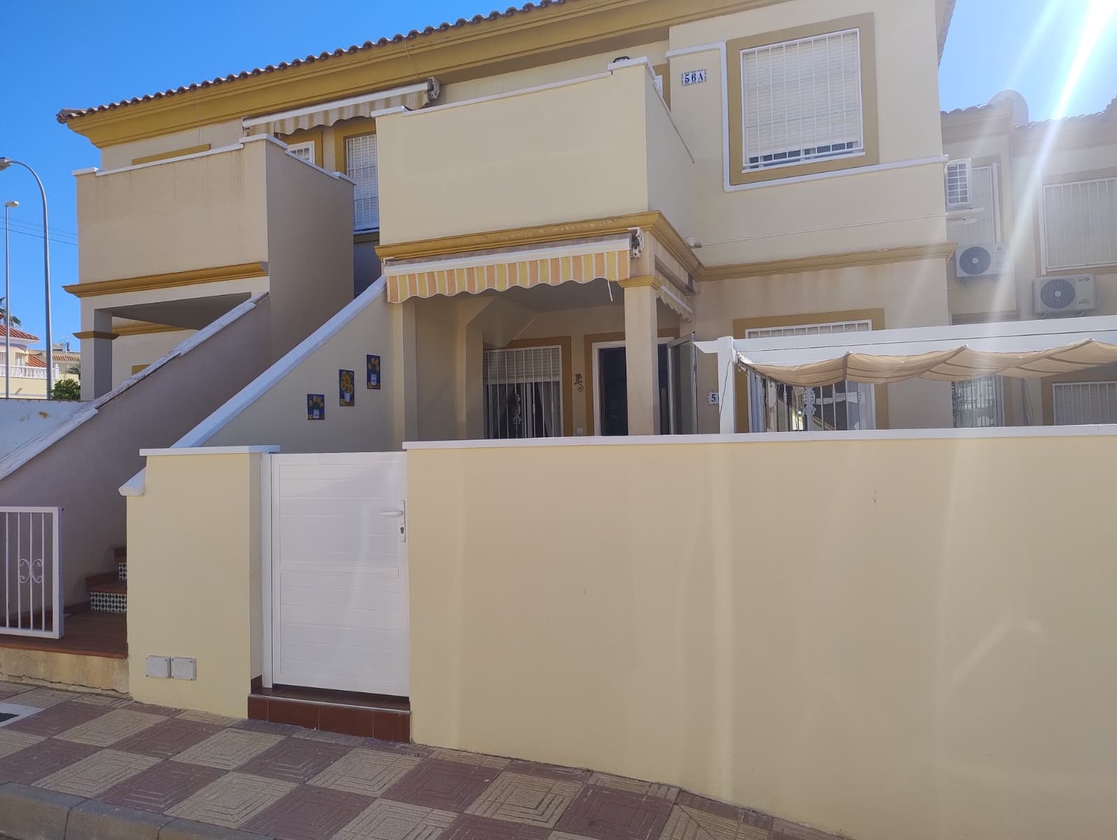 Bungalow de 2 dormitorios en Orihuela Costa - 1