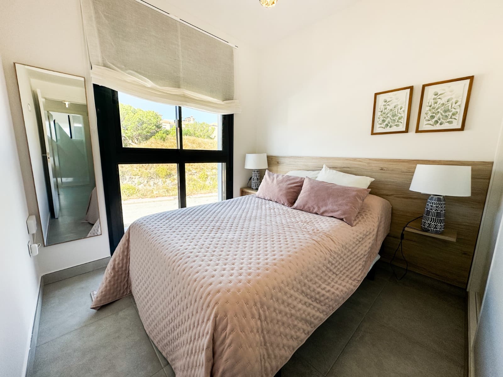 2 bed Middle Floor Apartment in Orihuela Costa - 13