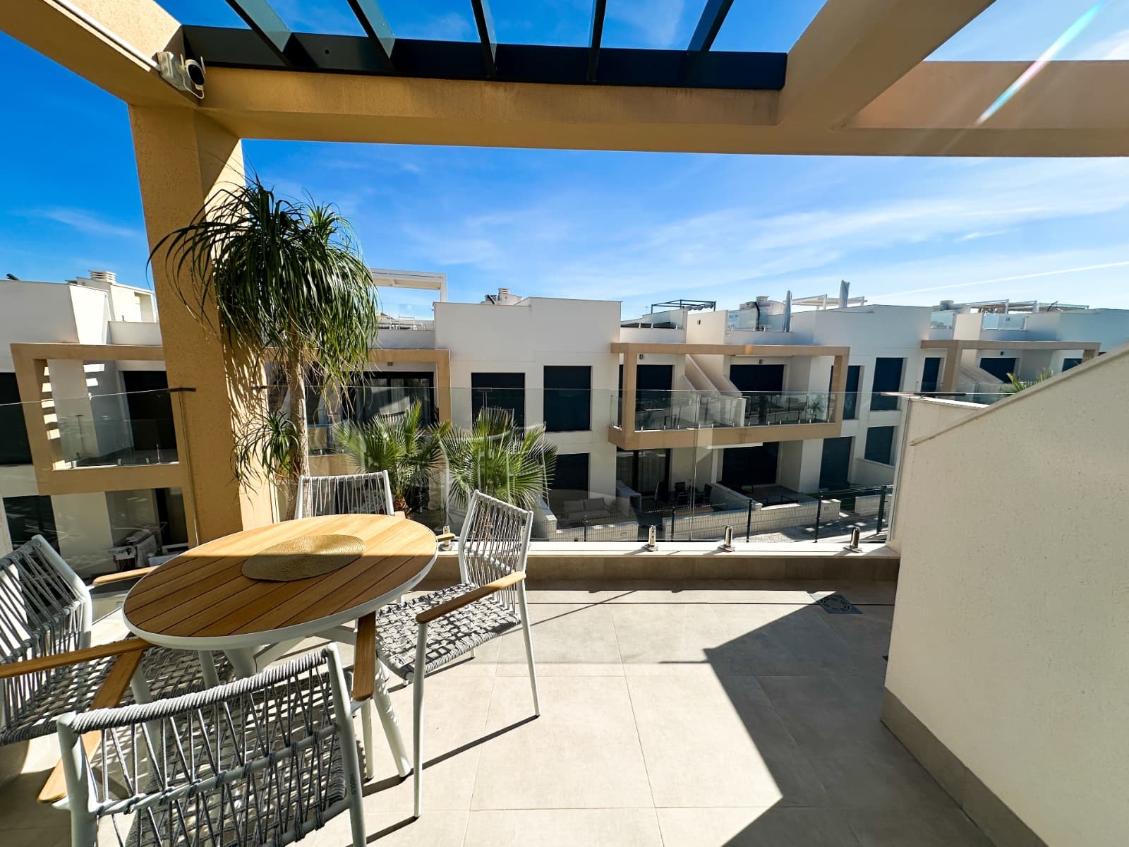 2 bed Middle Floor Apartment in Orihuela Costa - 25