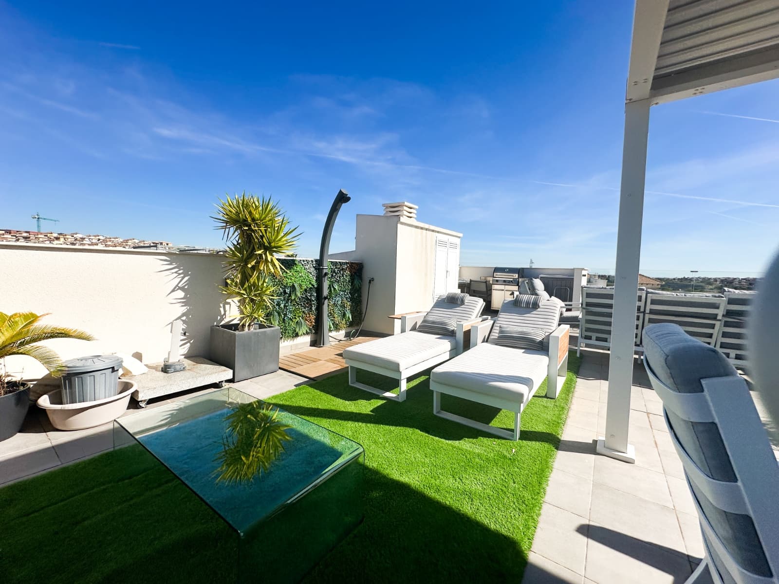 2 bed Middle Floor Apartment in Orihuela Costa - 33