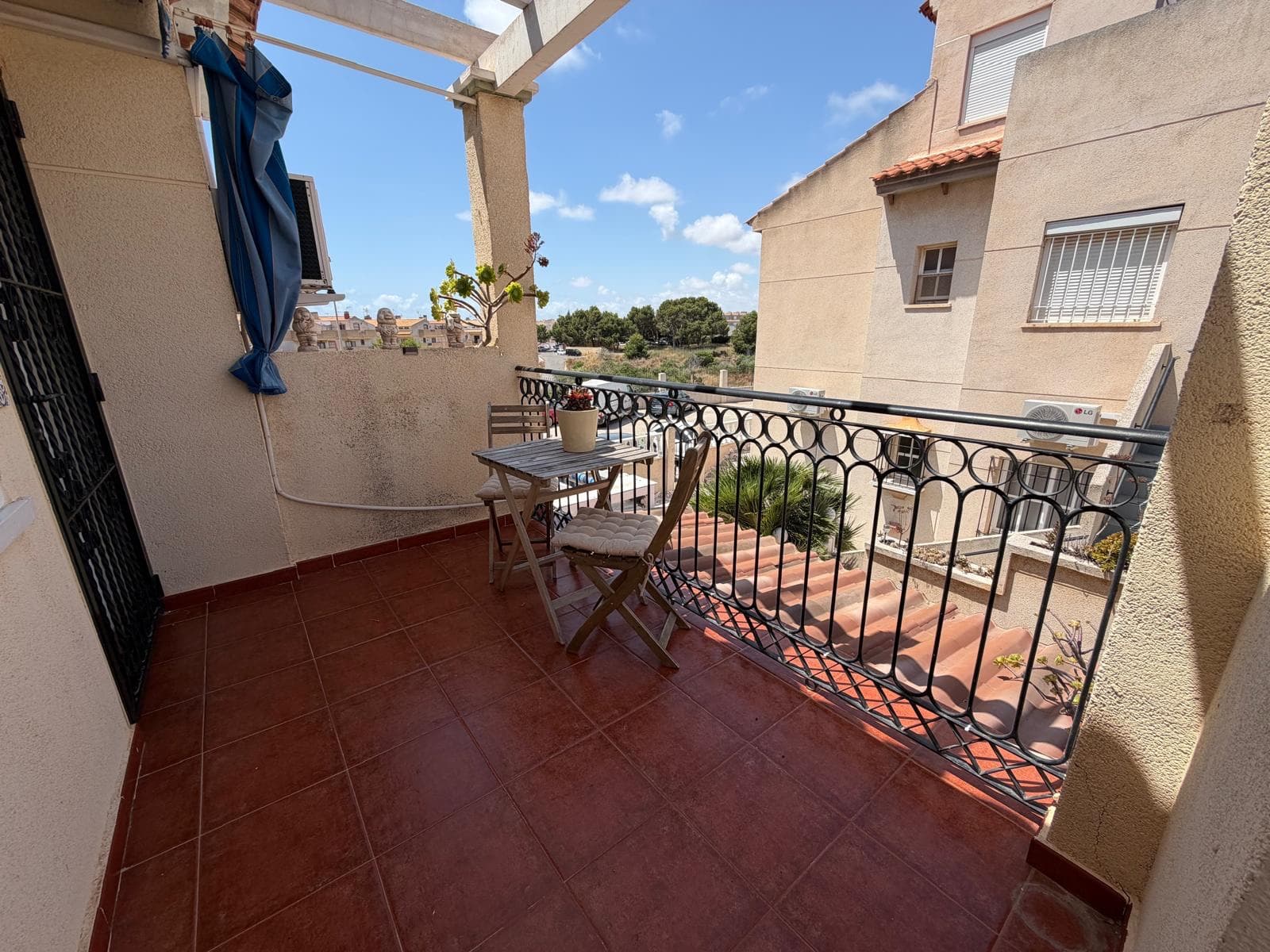 Bungalow de 2 dormitorios en Orihuela Costa - 23