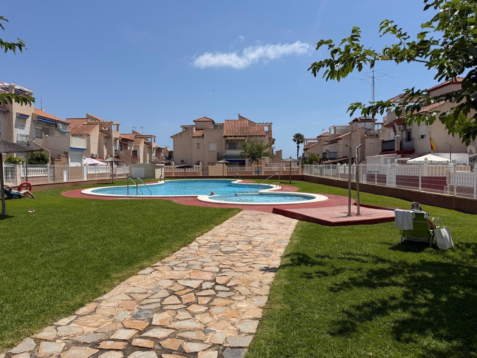Bungalow de 2 dormitorios en Orihuela Costa - 22