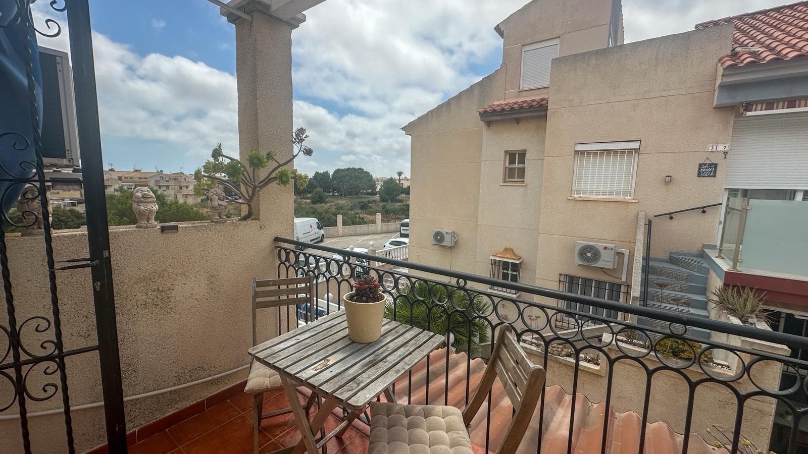 Bungalow de 2 dormitorios en Orihuela Costa - 26