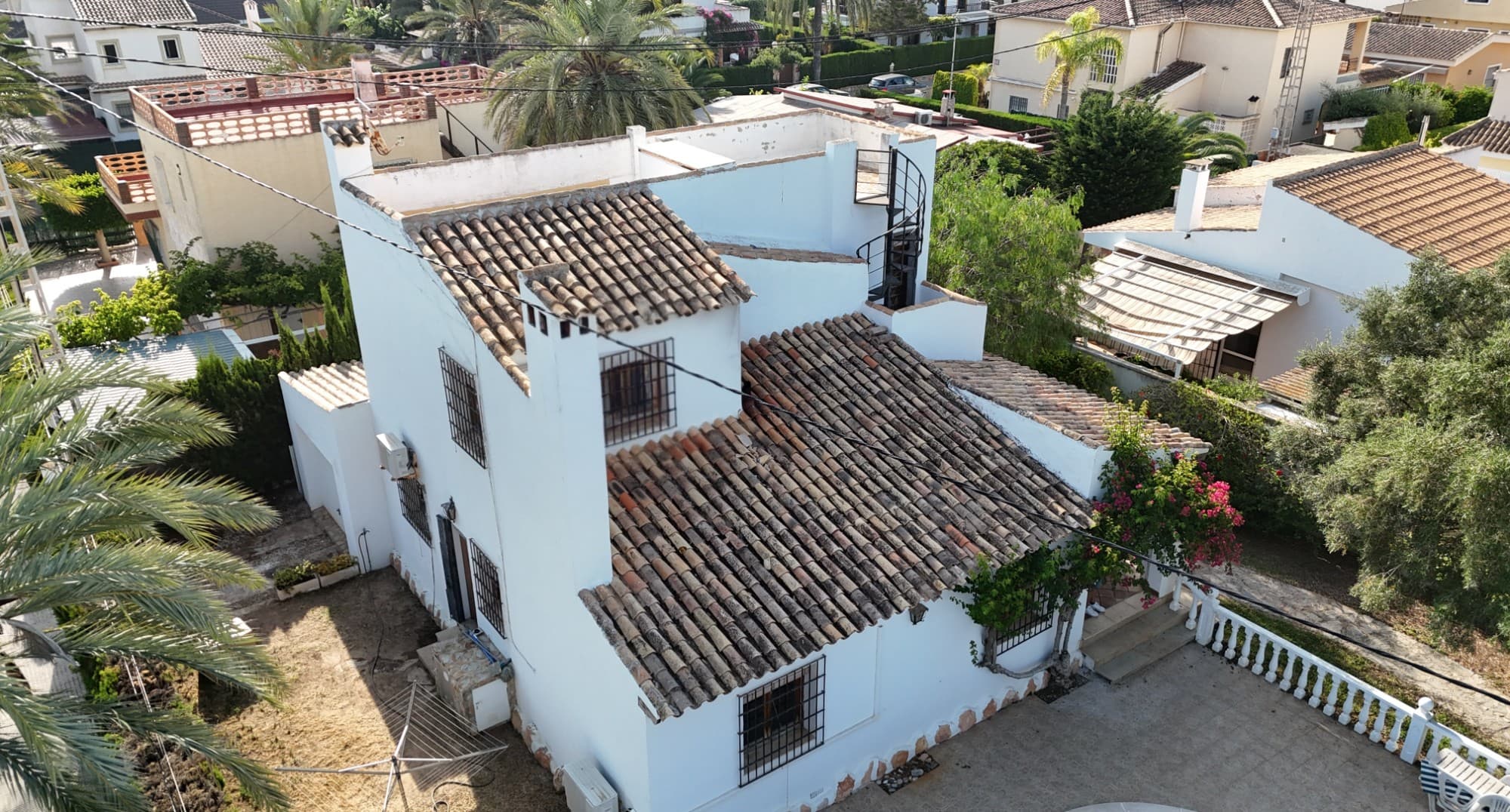 Villa - Chalet de 4 dormitorios en Cabo Roig - 2