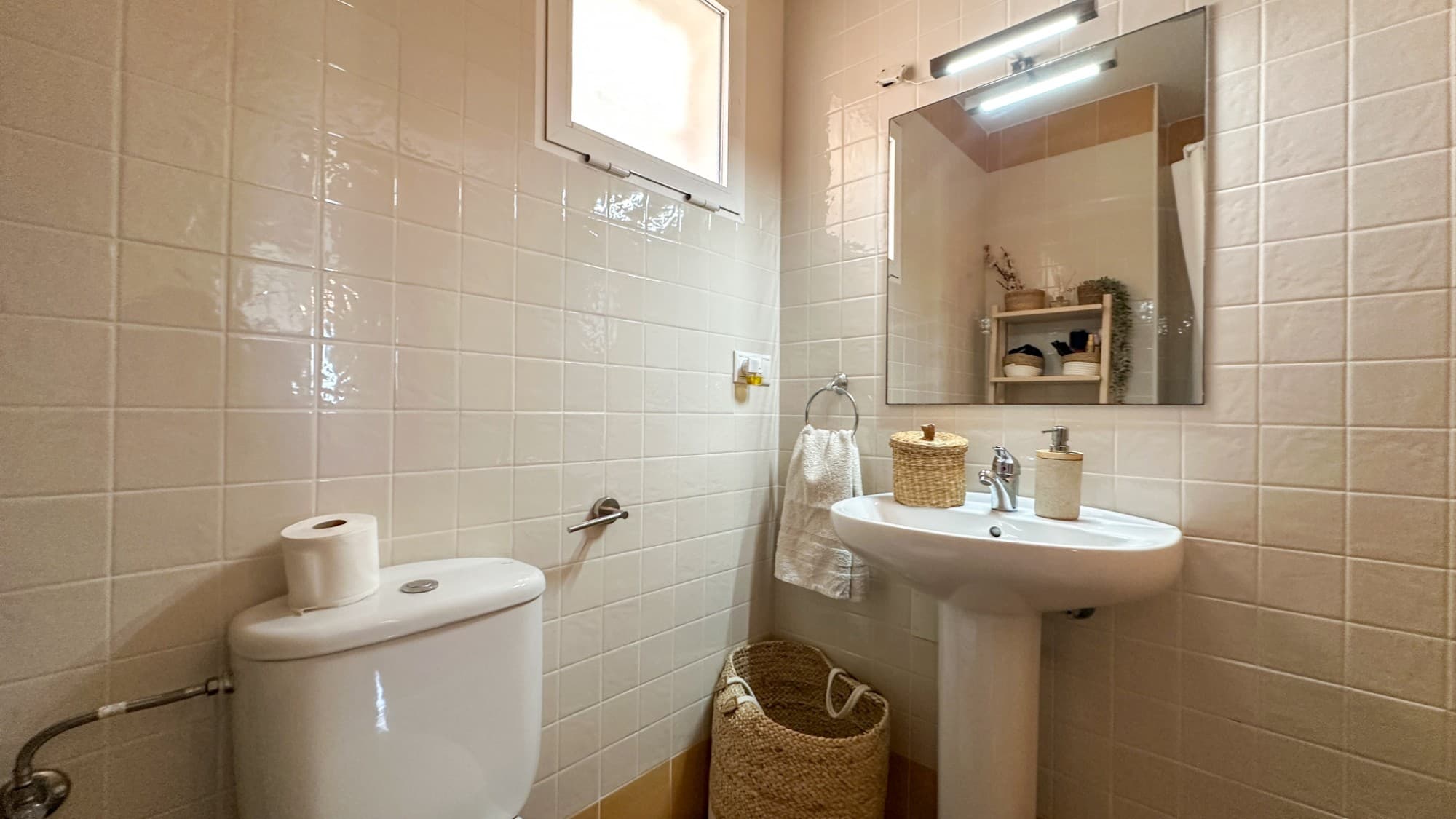 2 bed Middle Floor Apartment in Guardamar del Segura - 24