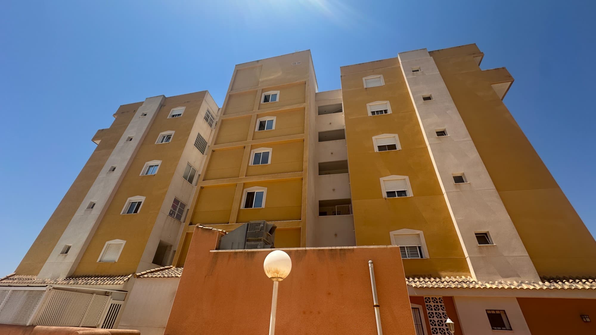 2 bed Middle Floor Apartment in Guardamar del Segura - 31