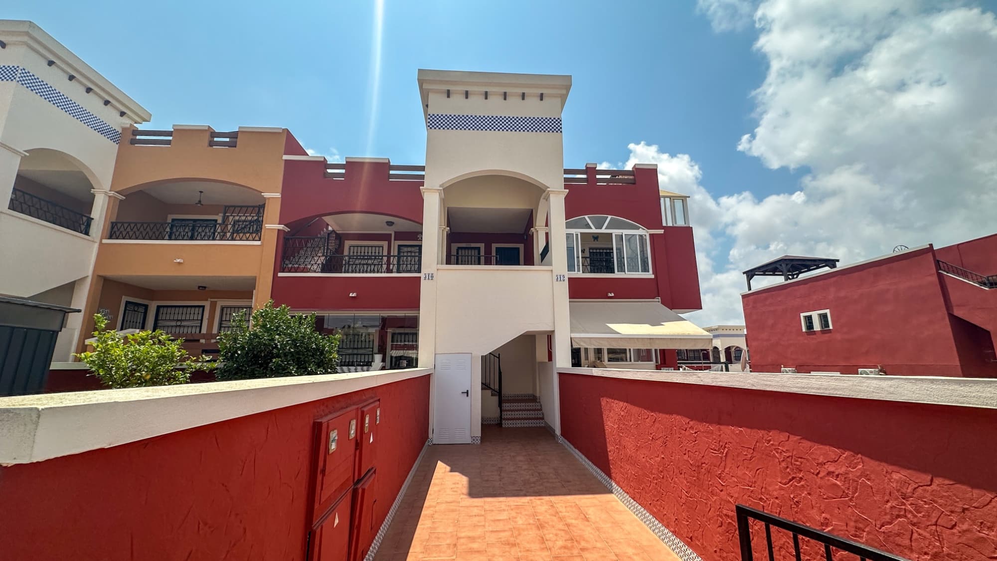 Bungalow de 2 dormitorios en Orihuela Costa - 40