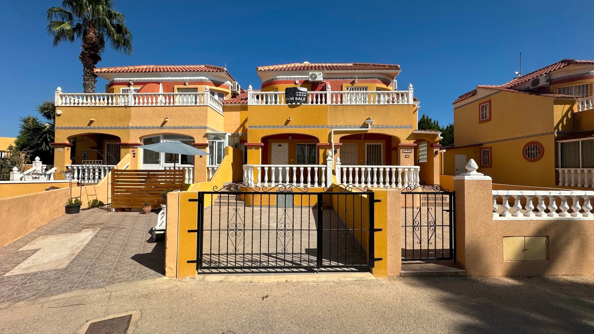 Geschakelde Woning met 2 slaapkamers in Orihuela Costa - 1