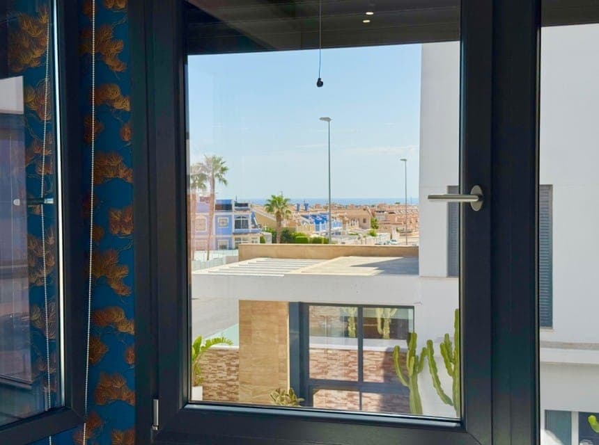 Villa - Chalet de 3 dormitorios en Cabo Roig - 17