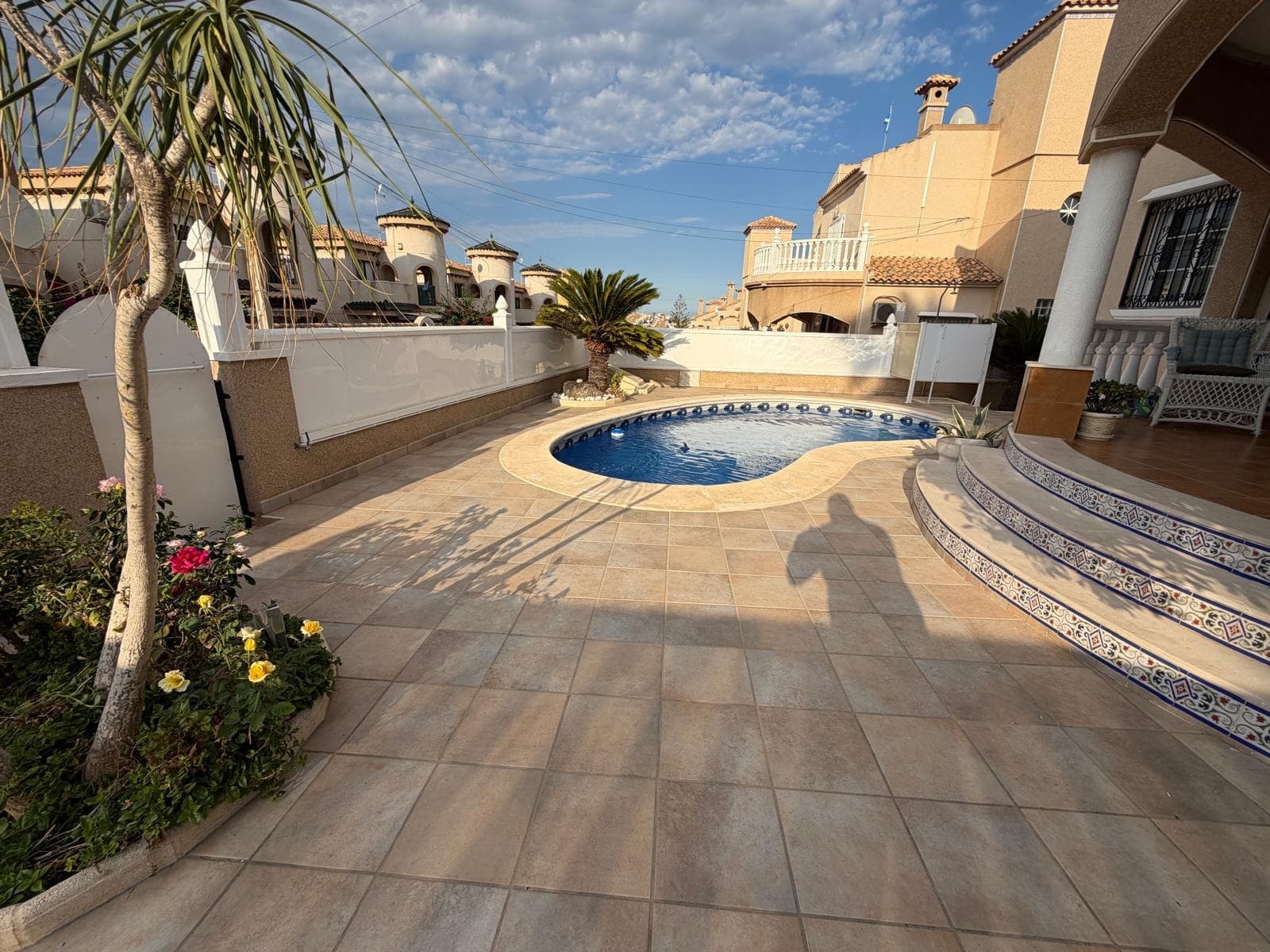 Villa - Chalet de 3 dormitorios en Orihuela Costa - 28