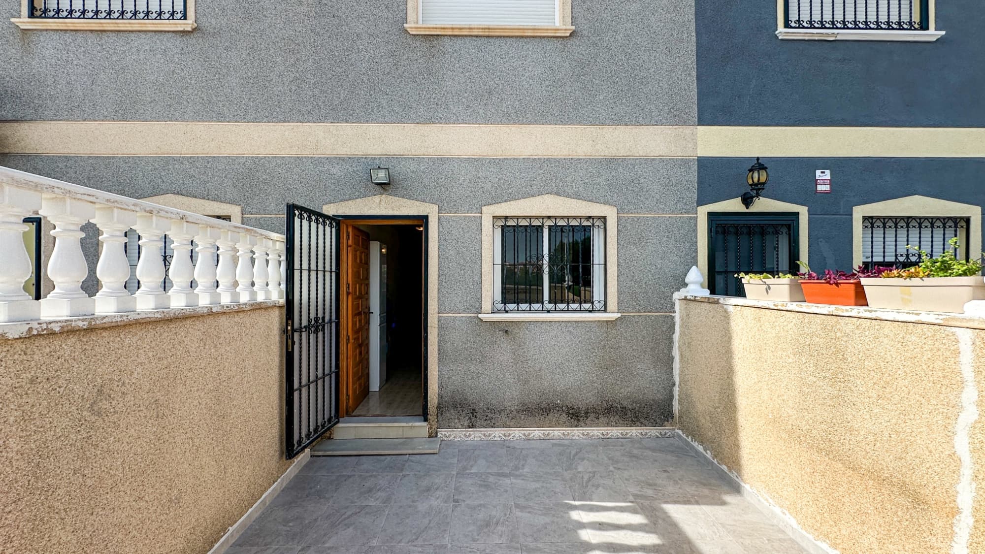 Geschakelde Woning met 2 slaapkamers in Orihuela Costa - 47