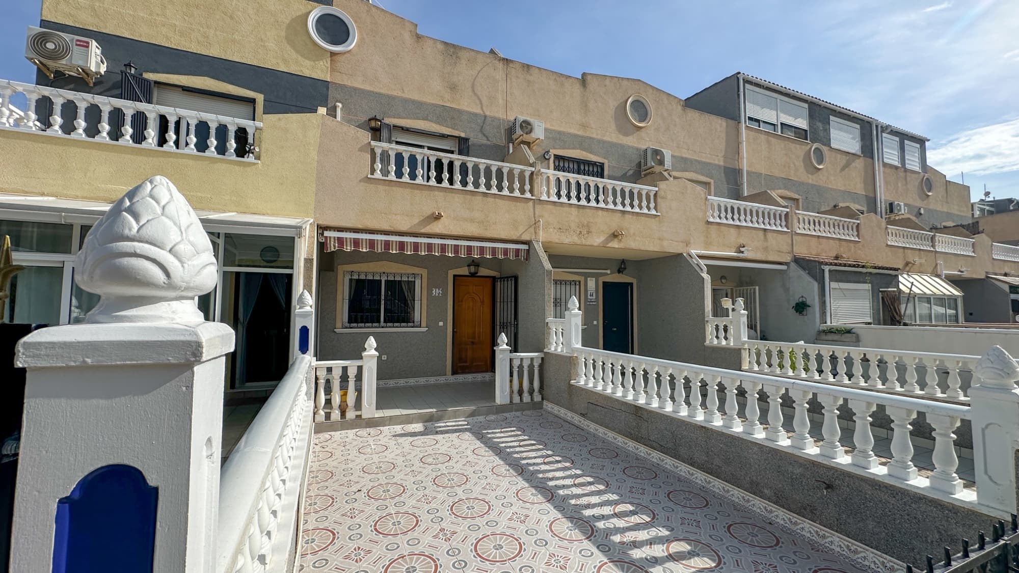 Geschakelde Woning met 2 slaapkamers in Orihuela Costa - 1