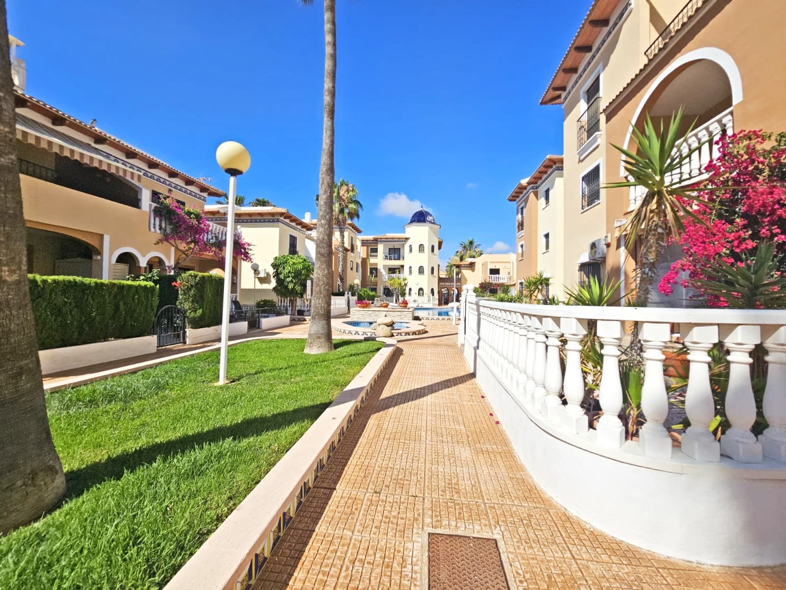 Apartamento Planta Media de 2 dormitorios en Los Alcazares - 16