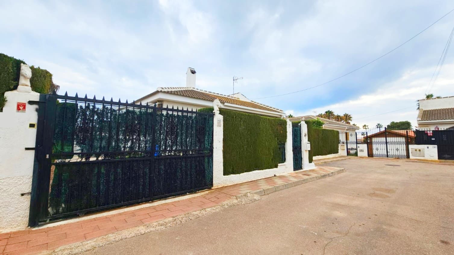 Vrijstaande Villa met 3 slaapkamers in Los Alcazares - 2