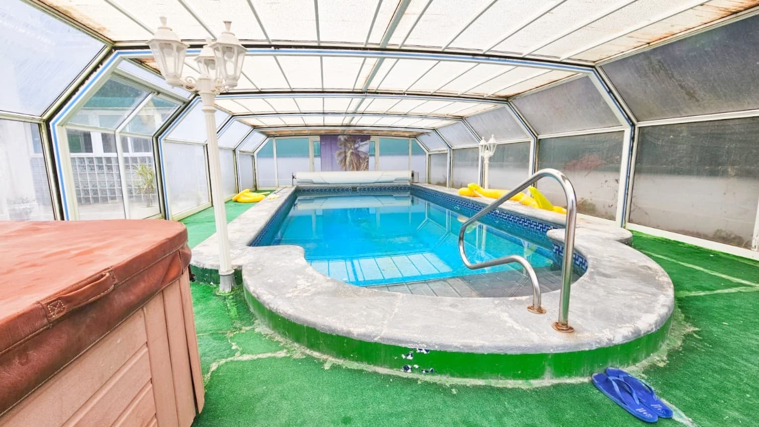 Vrijstaande Villa met 8 slaapkamers in Los Alcazares - 1