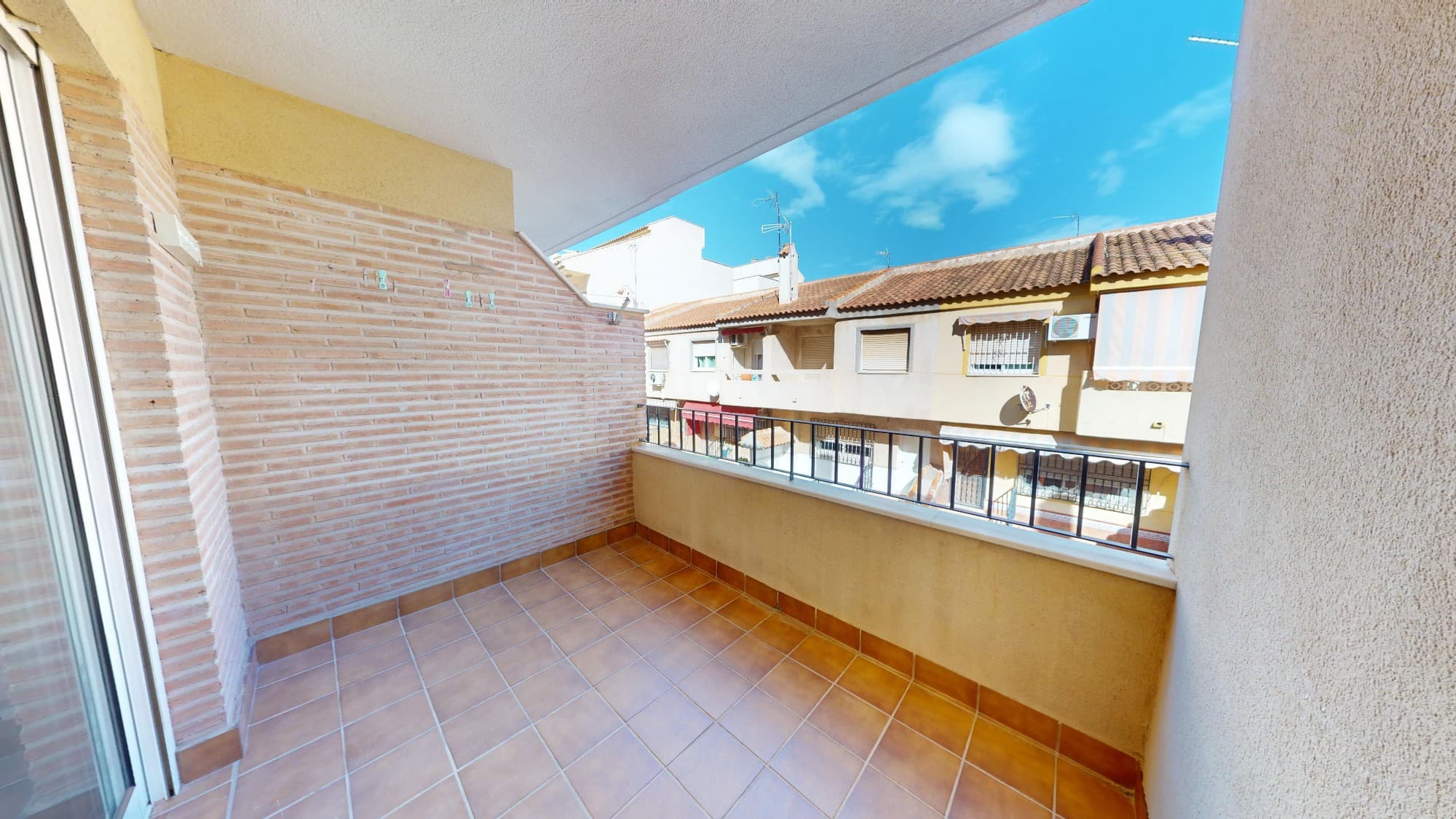 Tussenverdieping Appartement met 2 slaapkamers in Los Alcazares - 4