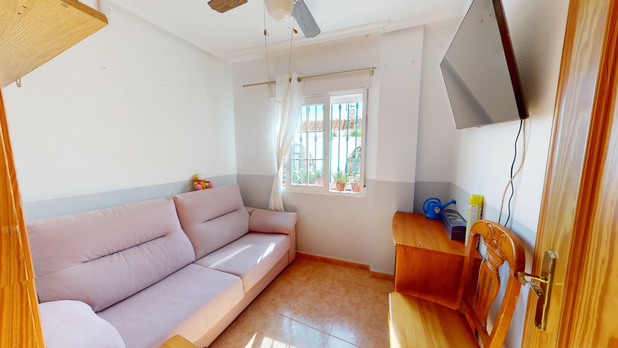 2 bed Middle Floor Apartment in Los Alcazares - 21
