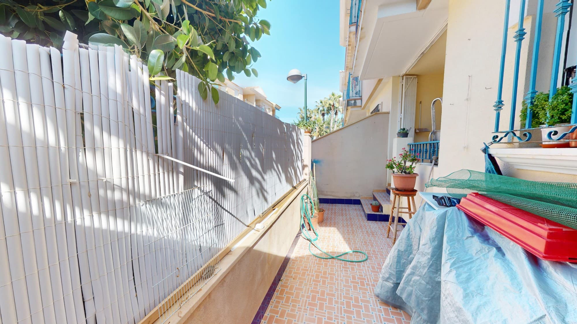 2 bed Middle Floor Apartment in Los Alcazares - 28