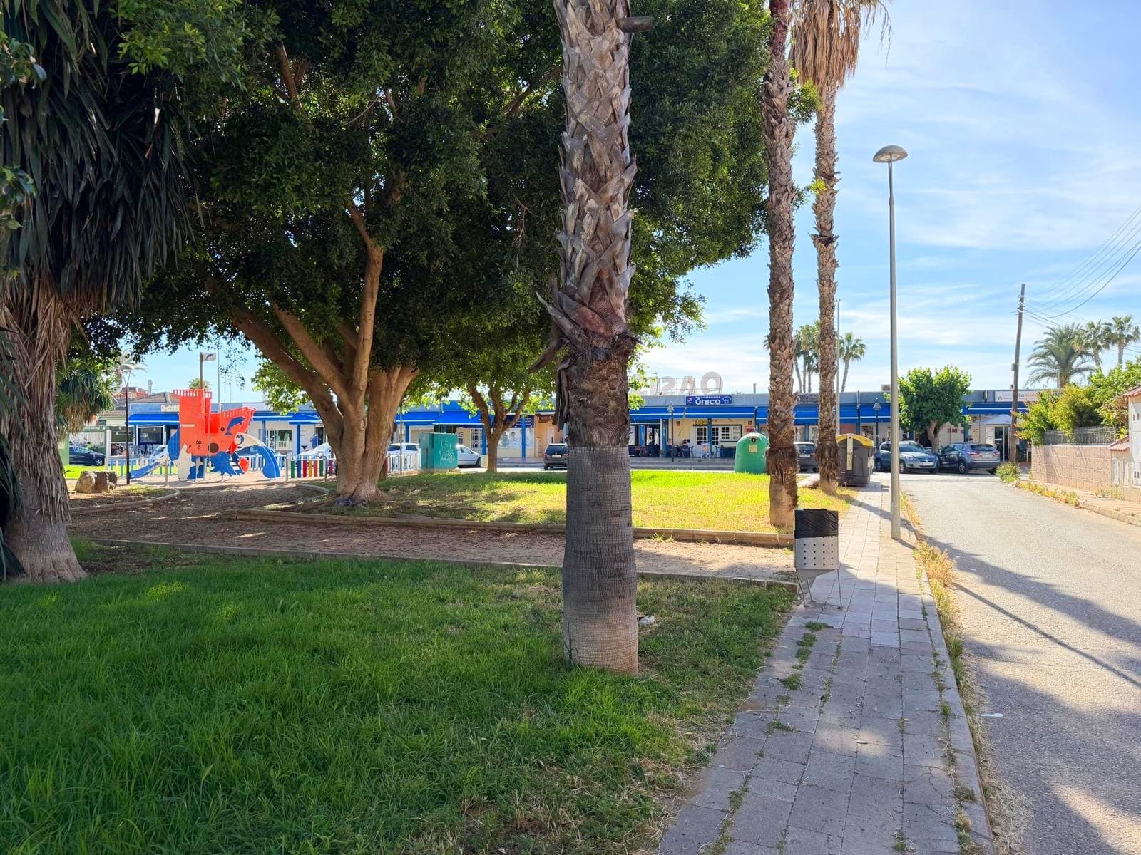 2 bed Middle Floor Apartment in Los Alcazares - 35