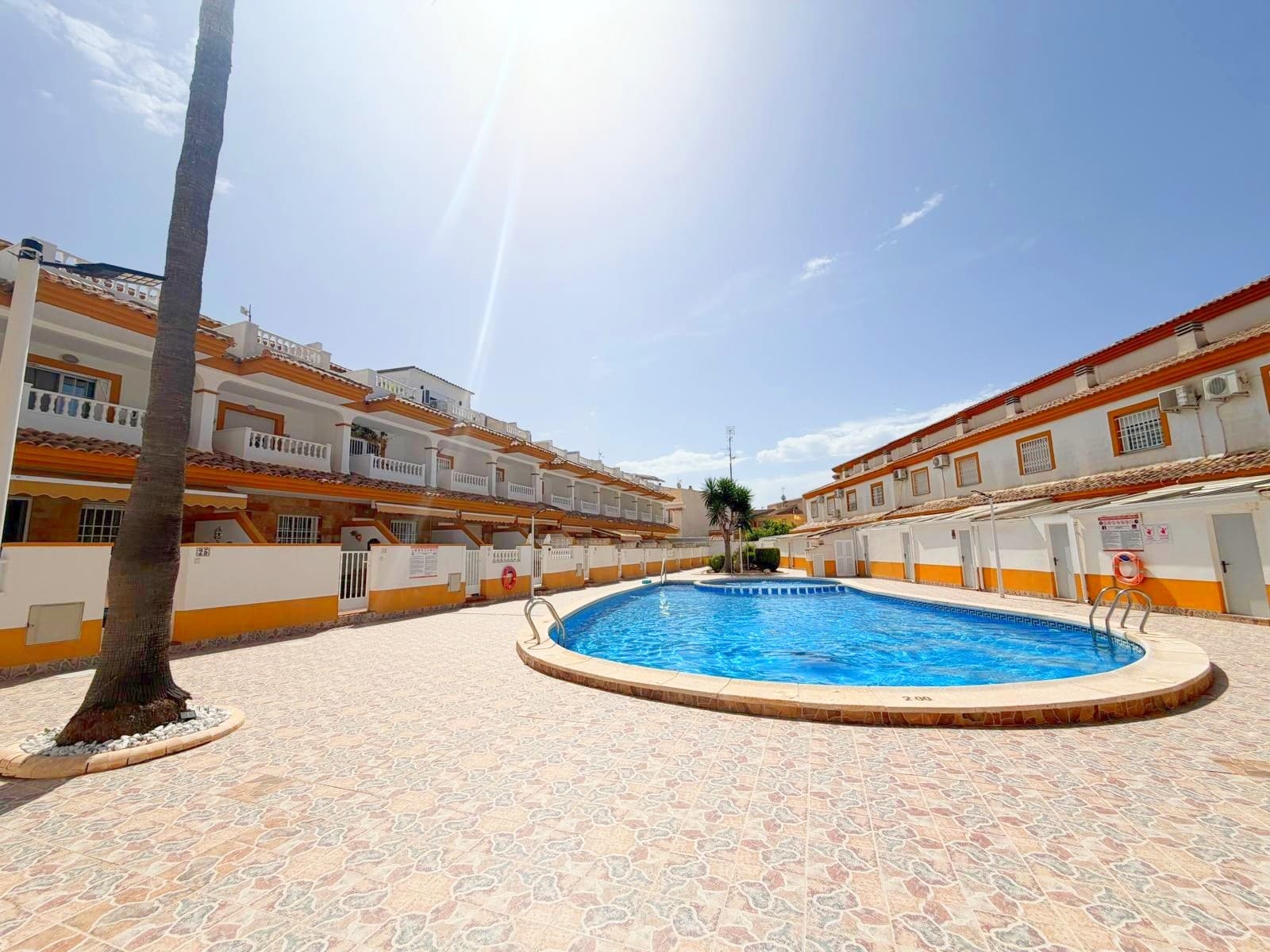 Villa - Chalet de 3 dormitorios en Los Alcazares - 48