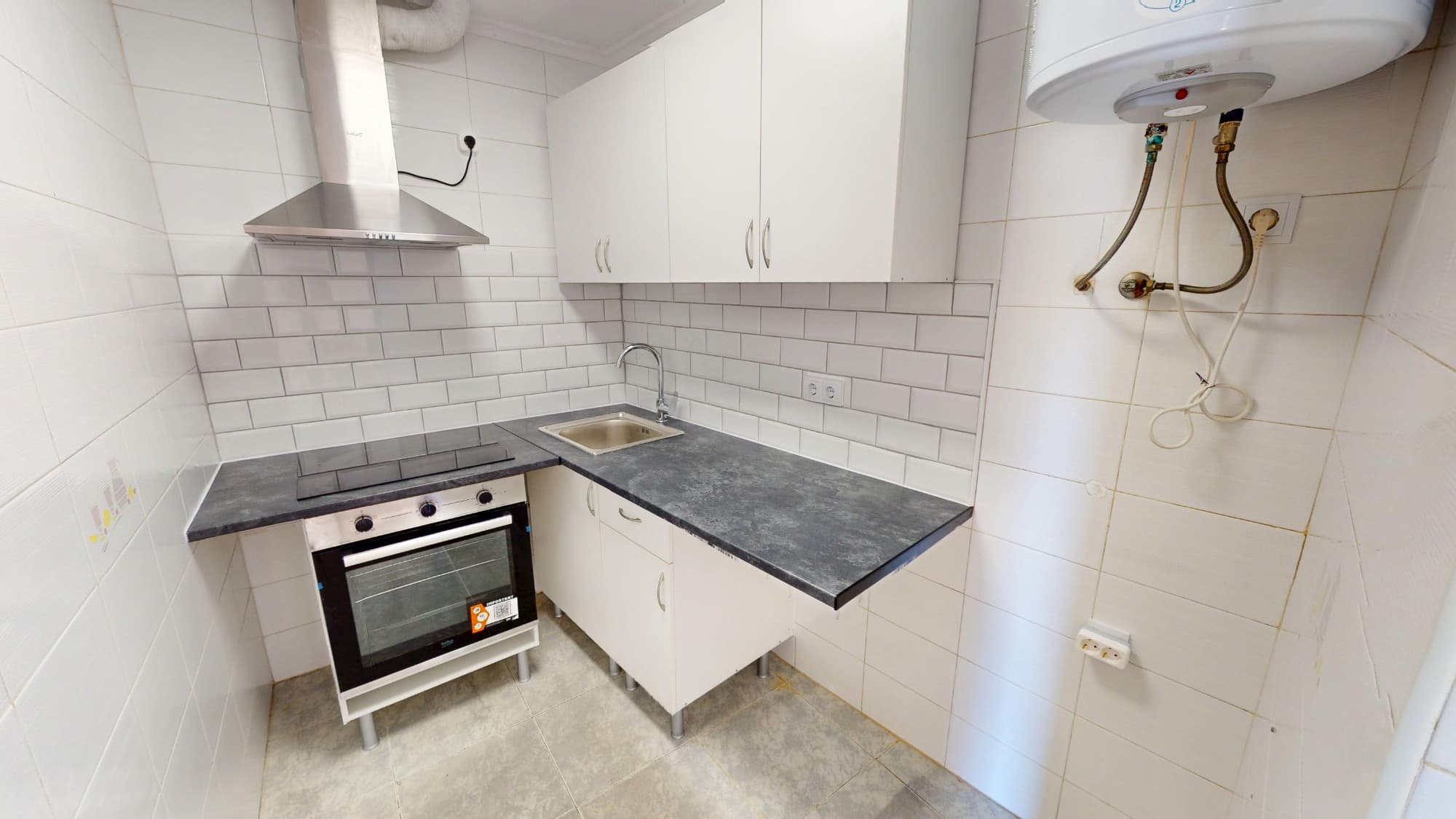 2 bed Middle Floor Apartment in Los Alcazares - 5