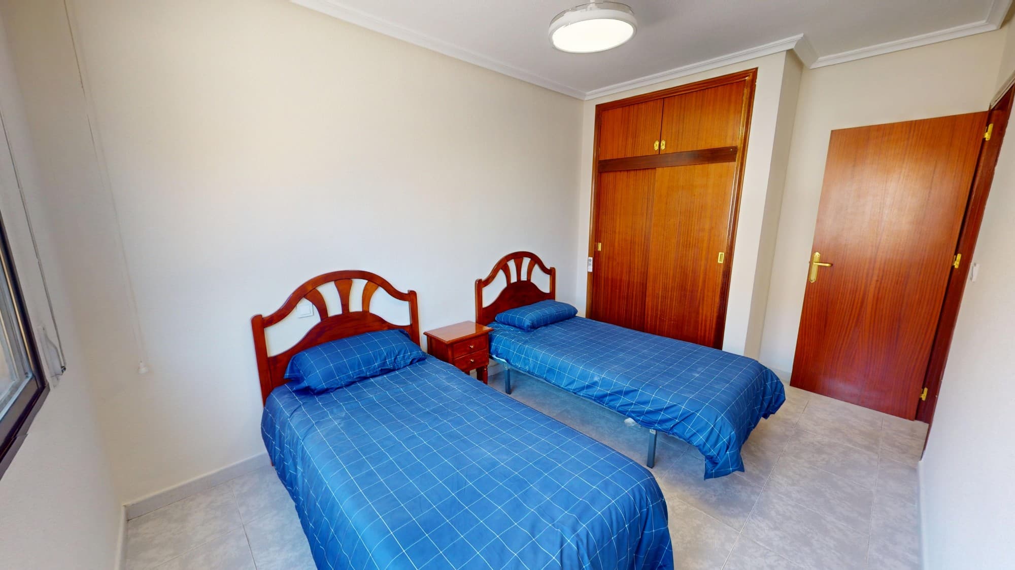 2 bed Middle Floor Apartment in Los Alcazares - 12