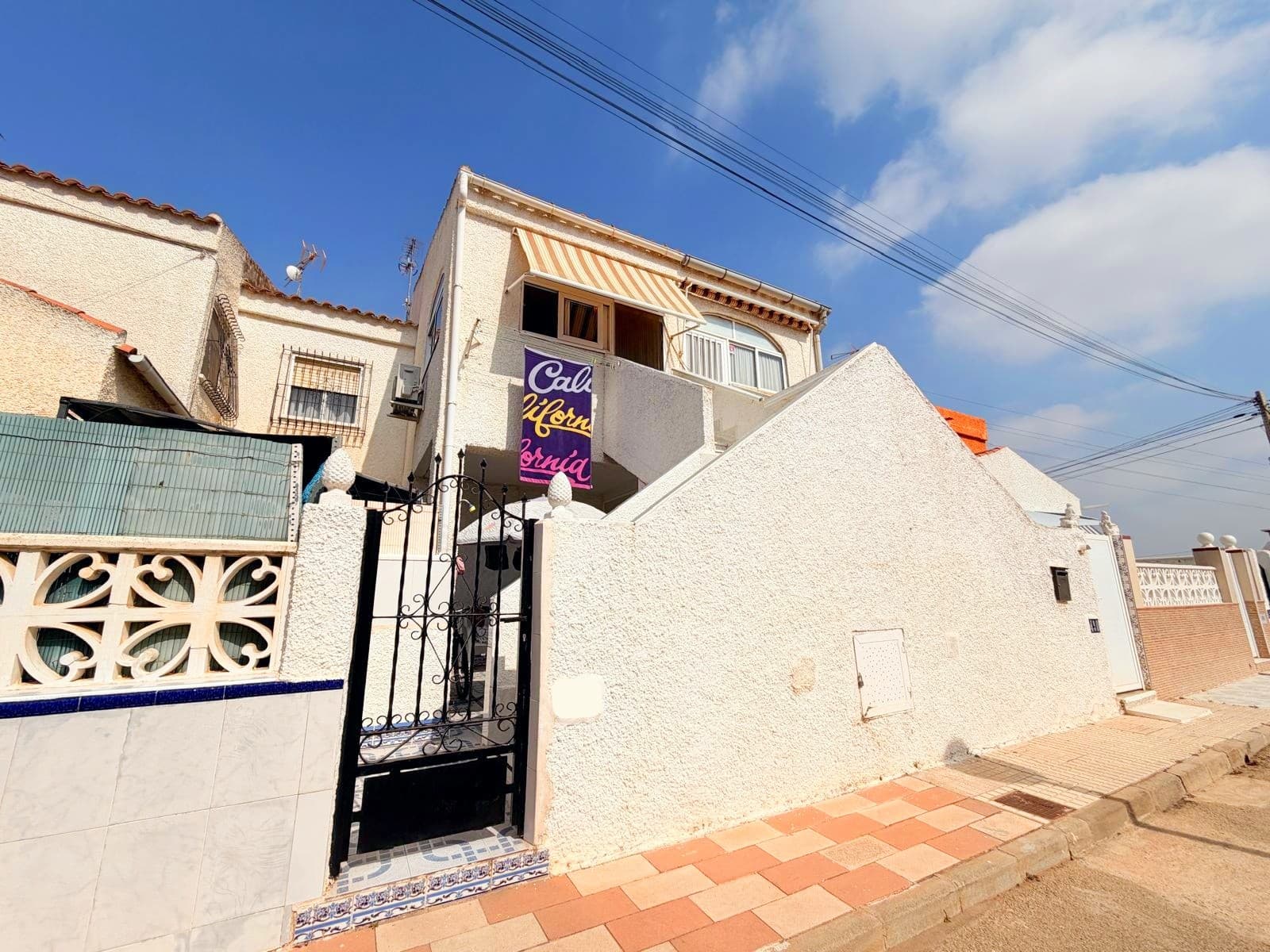 2 bed Middle Floor Apartment in Los Alcazares - 3
