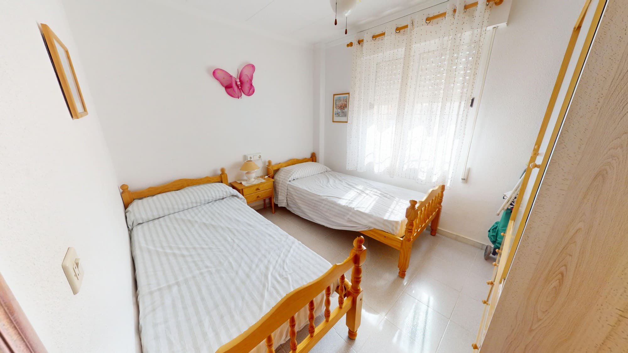 2 bed Middle Floor Apartment in Los Alcazares - 16