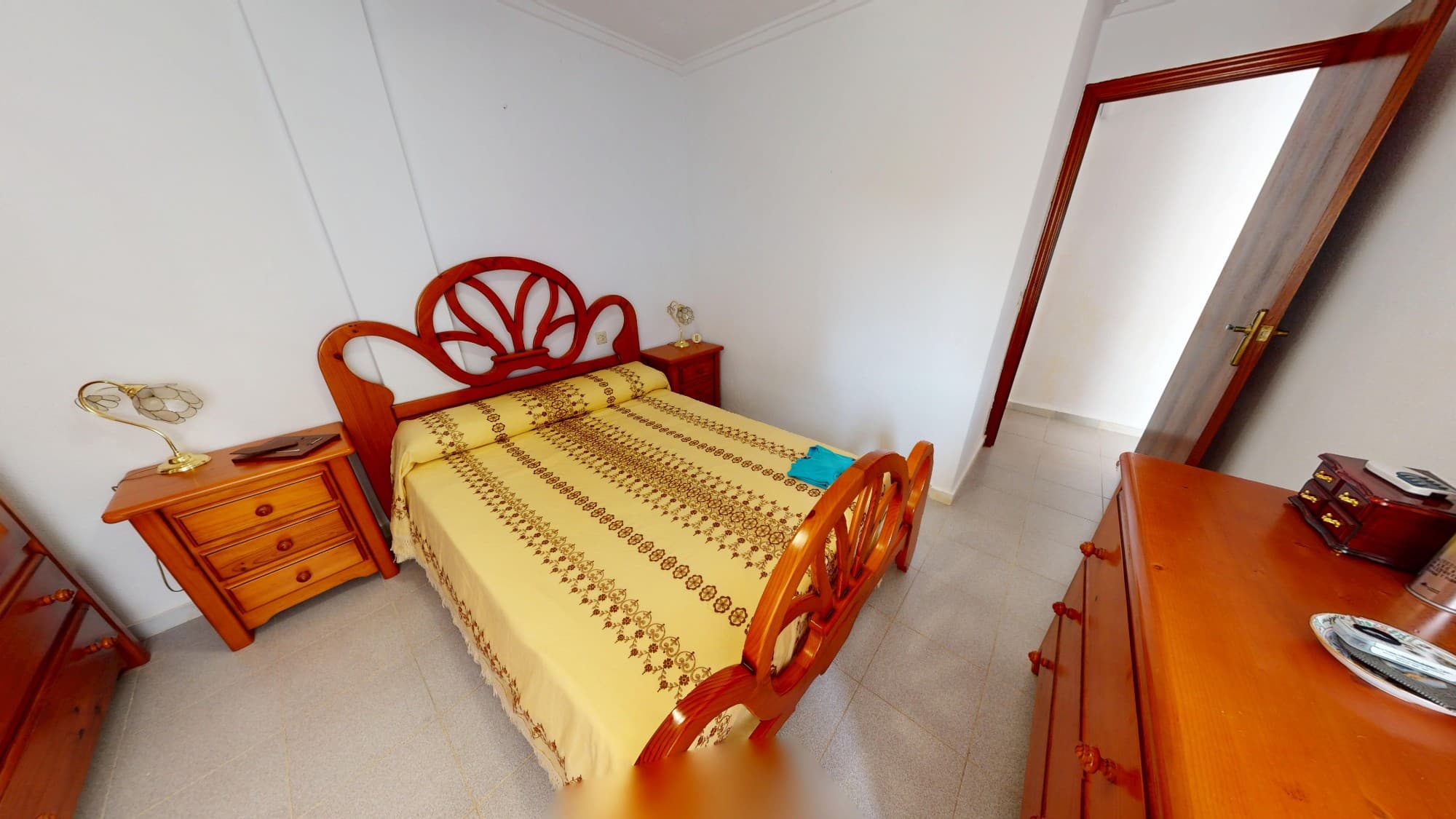 2 bed Middle Floor Apartment in Los Alcazares - 21