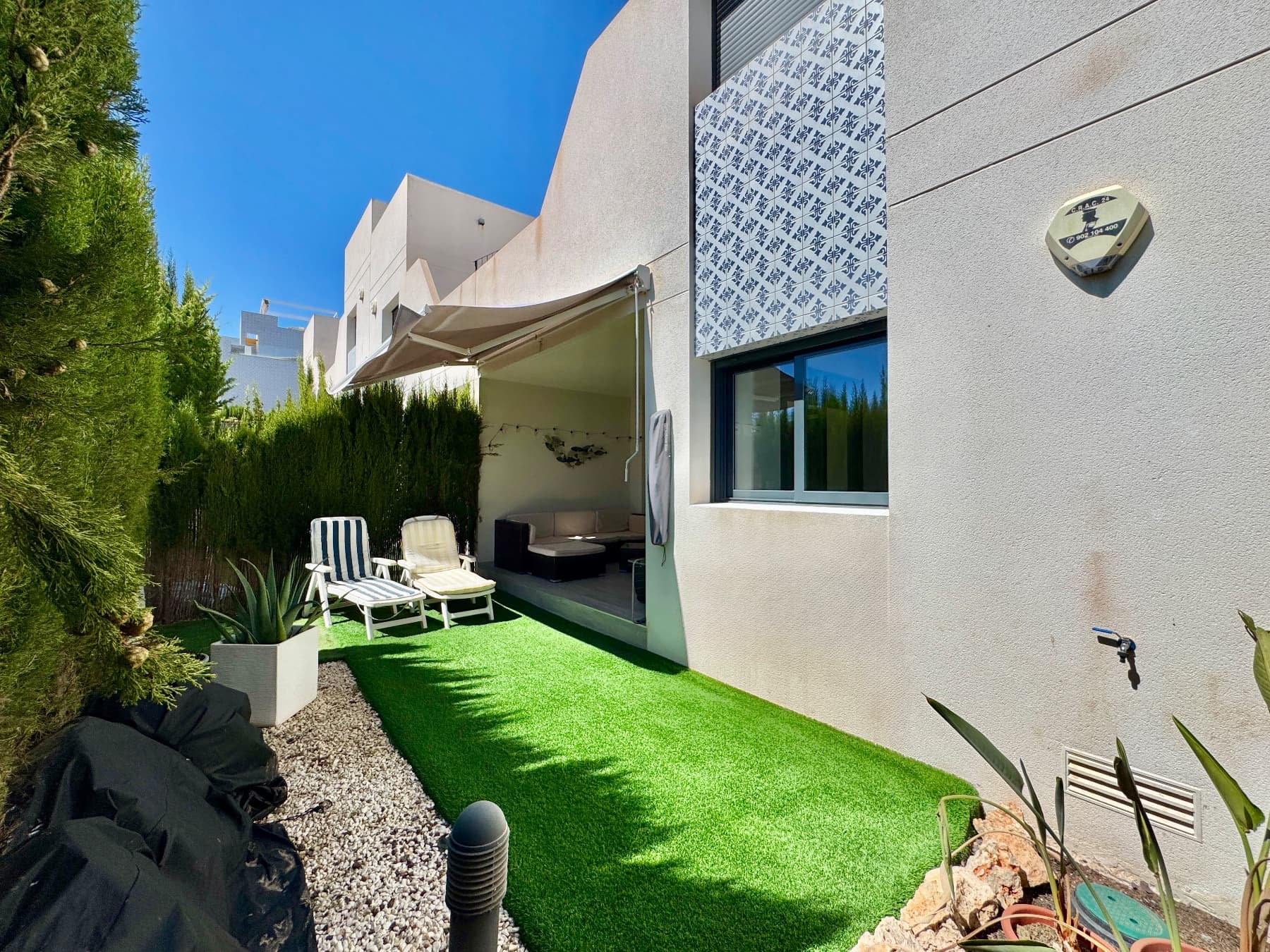 2 bed Middle Floor Apartment in Villamartin - 31