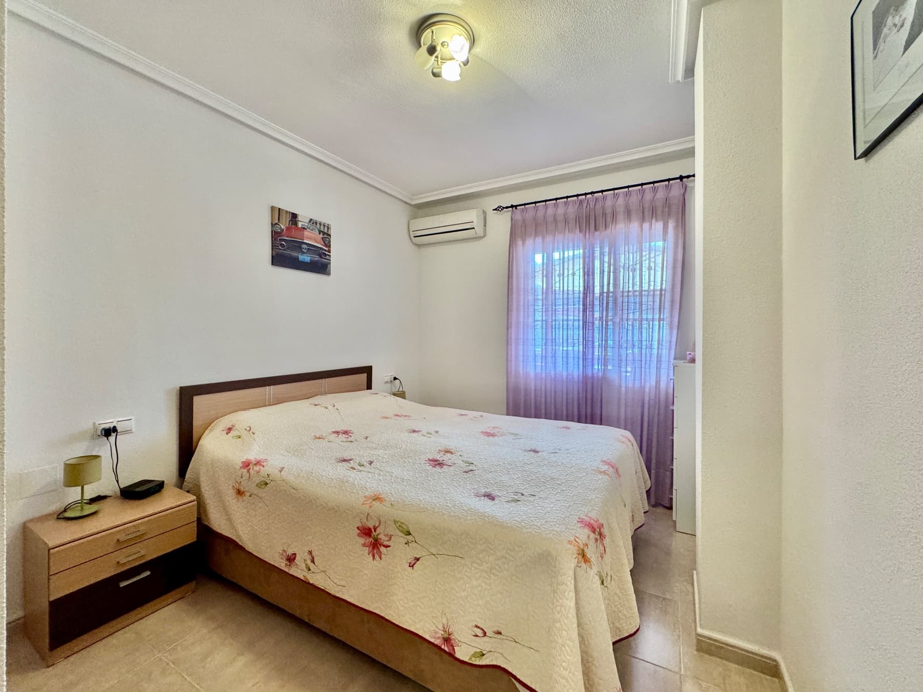 2 bed Middle Floor Apartment in Orihuela Costa - 11