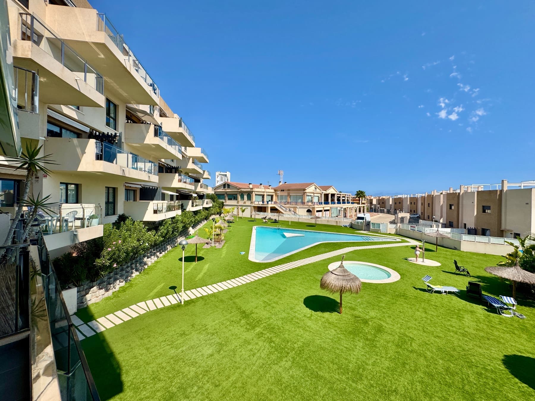 Apartamento Planta Media de 2 dormitorios en Orihuela - 33