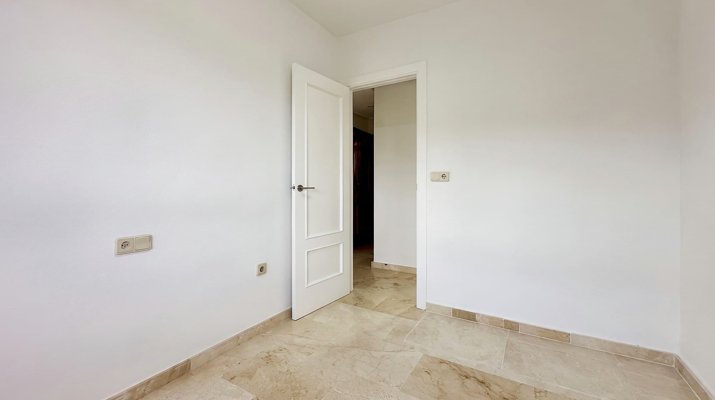 Tussenverdieping Appartement met 2 slaapkamers in Orihuela Costa - 19