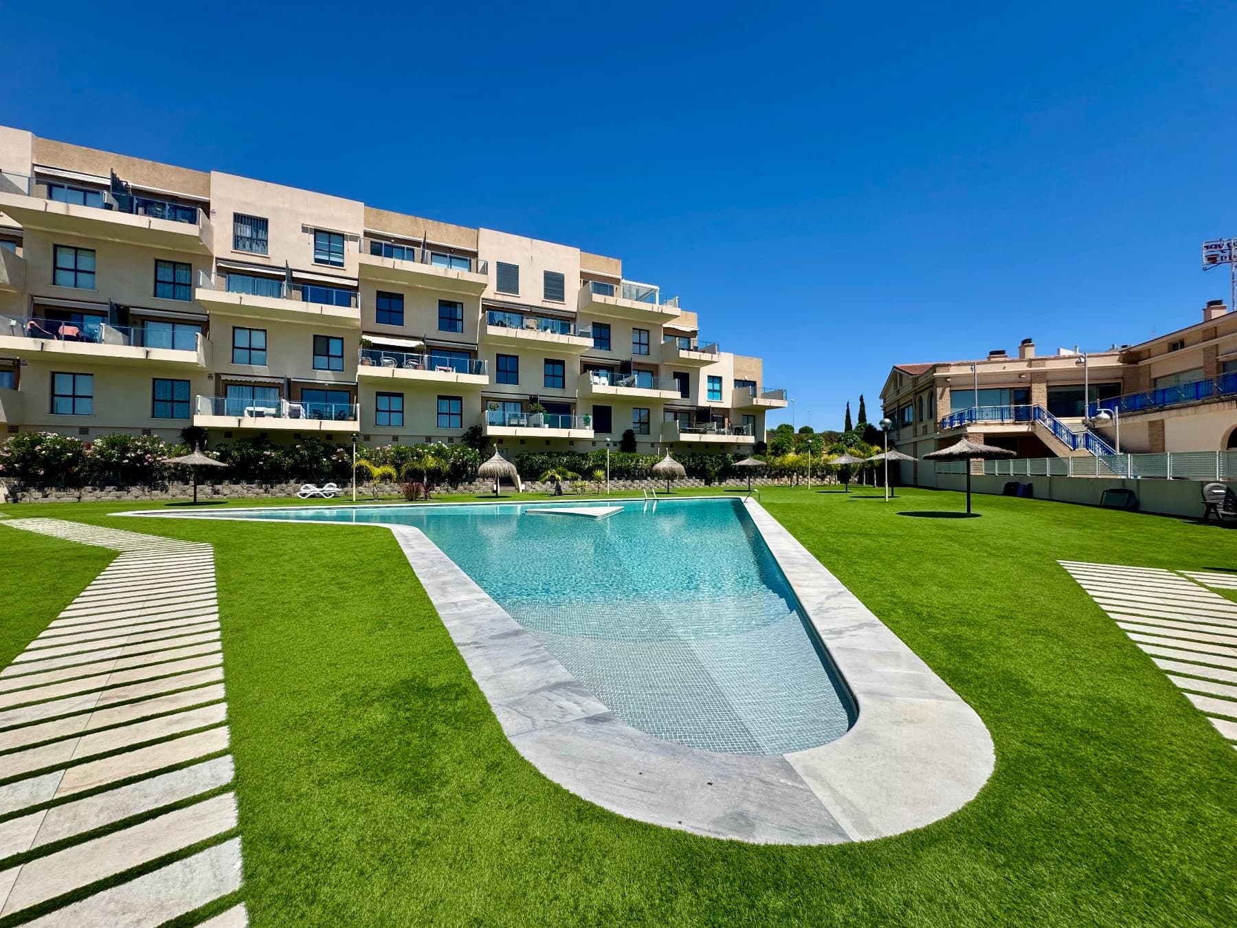 Apartamento Planta Media de 2 dormitorios en Orihuela - 2